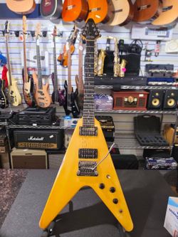 Gibson 1984 Flying V with Original Hardshell Case