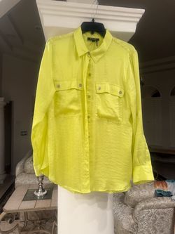 Beautiful blouse like new size large only $10