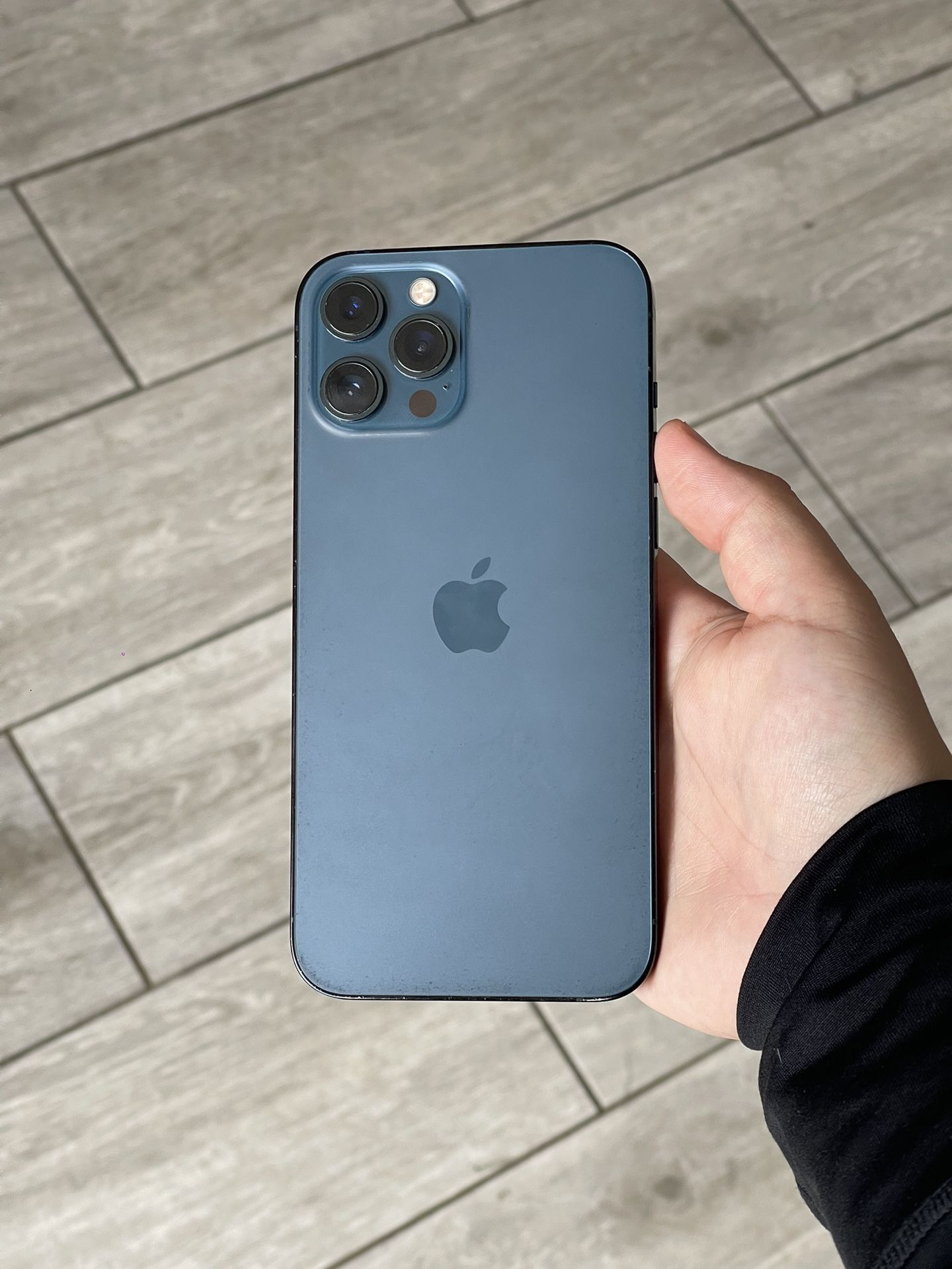 iPhone 12 Pro Max Unlocked