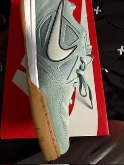 Nike Gato Indoor soccer shoe