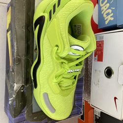 Adidas Monster Inc  Size 9