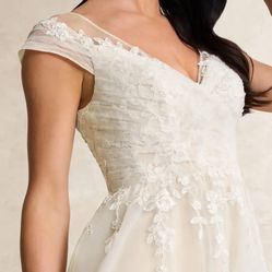  Two Tone Cap Sleeve Wedding Gown 