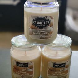 Creamy Vanilla Swirl Candles