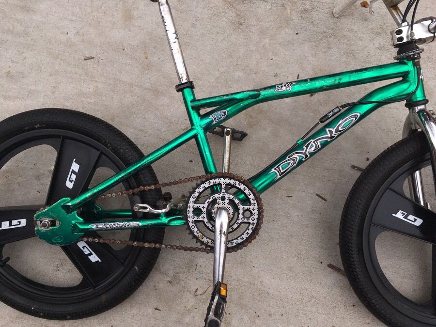 Gt dyno air 90 s bmx bike with gt mags for Sale in Benbrook TX