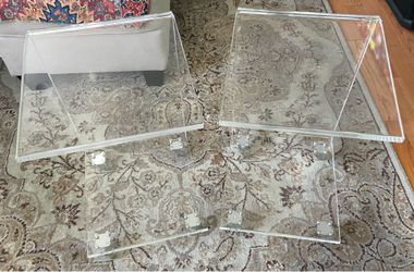 Acrylic Rolling C-Table with Wheels