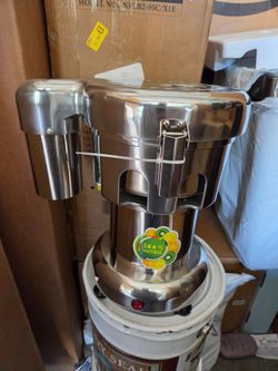 VBENLEM Commercial Juice Extractor