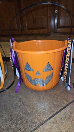 Halloween cute girly buckets