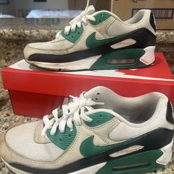 Nike Air Max Size 8