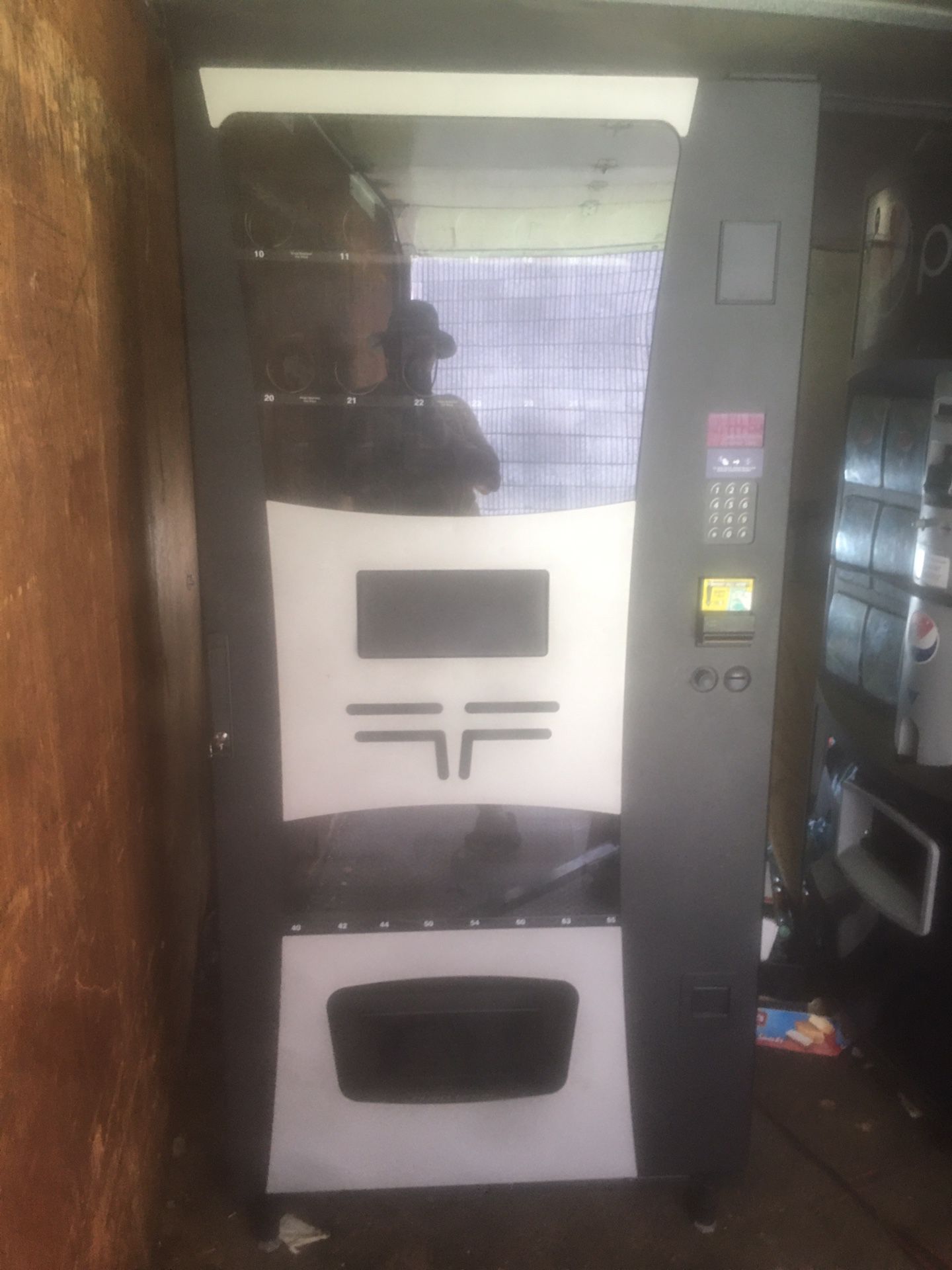 Wittern Futura combo vending machine with credit card reader option