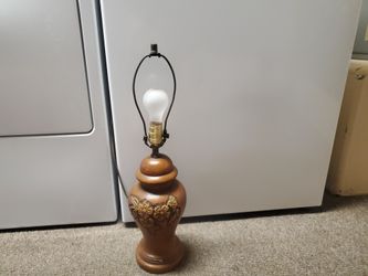 Vintage 70's  Lamp Chalkware Floral Faux Wood 