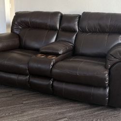 Jackson Furniture "Catnapper" Natural Leather Dual Reclining Sofa w/Console