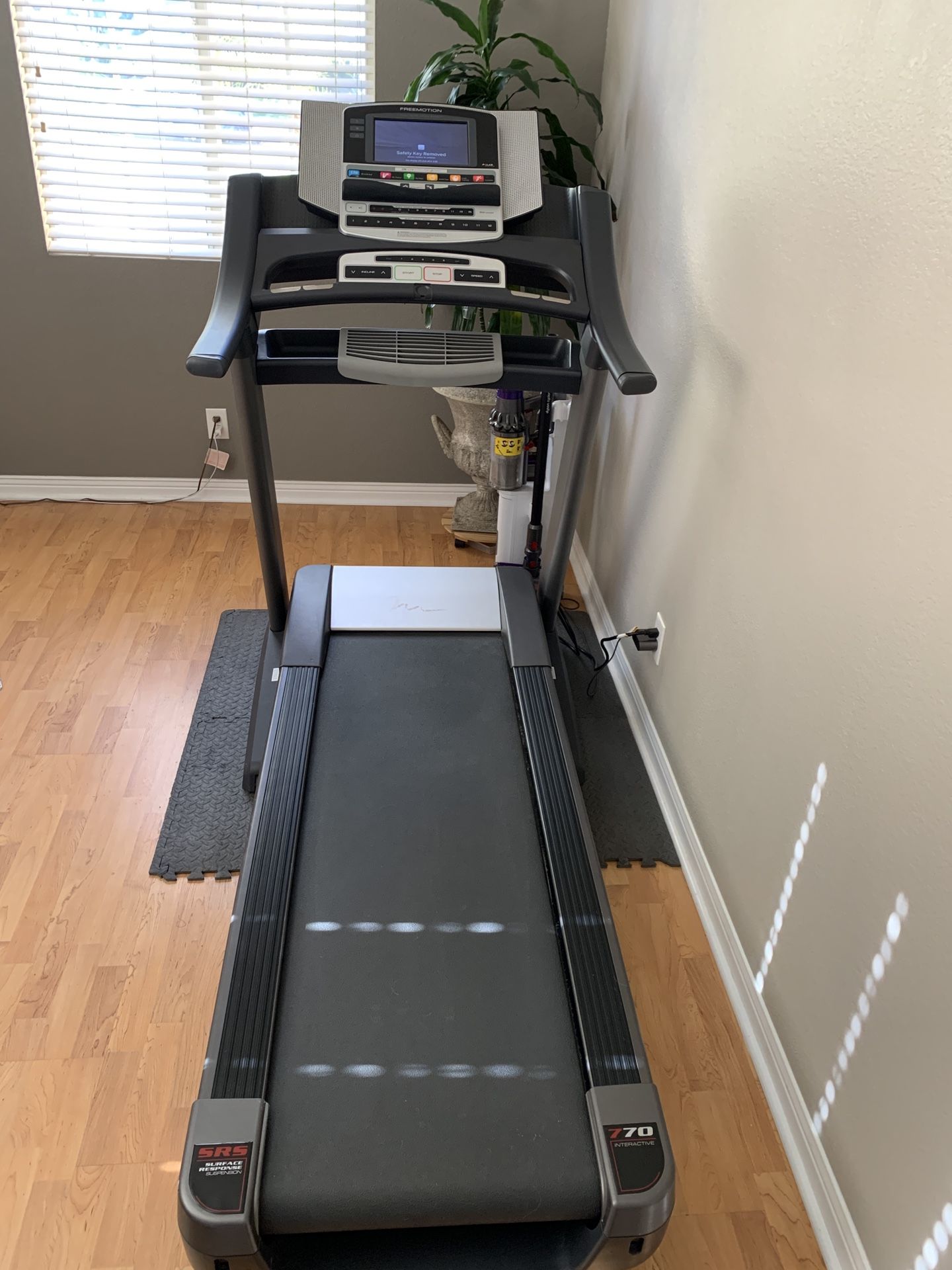 Free Motion 770 Treadmill