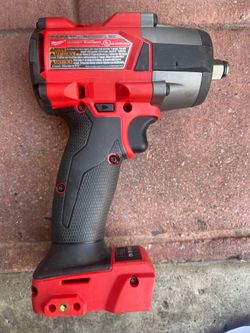 Milwaukee 2962-20 M18 Fuel 1/2" Mid-Torque Impact Wrench w Friction Ring (no battery)