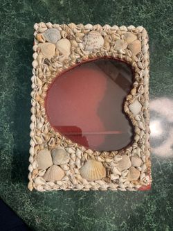 Vintage Handmade Seashell Jewelry Box 