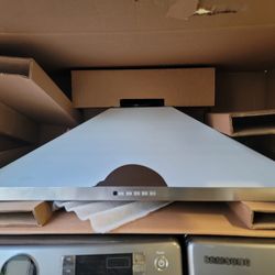 New GE 36" Wide Wall Mount Range Hood 