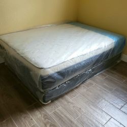 NEW FULL PILLOW TOP MATTRESS AND BOX SPRING 