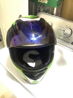 Helmet fulmer scooter for motorcycle DOT approved blue and green