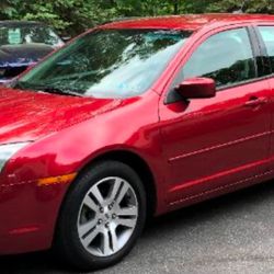 Don’t Look Exactly Like The First Picture The Passenger Side Mirror Broke Needs Breaks 