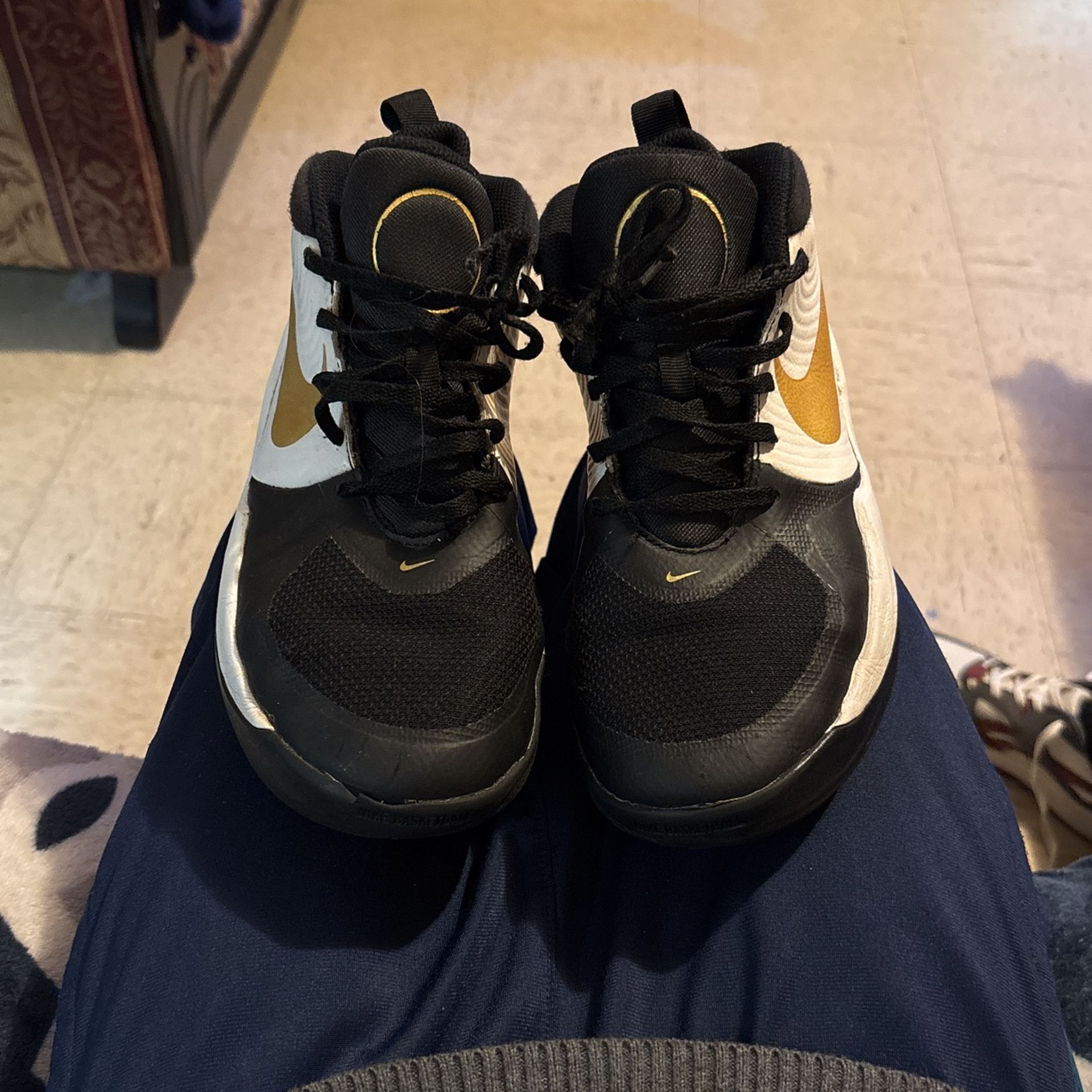 Nike shoes