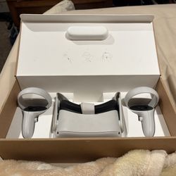 Meta Quest 2 Excellent Condition + Games Bundle