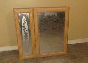 Bathroom Cabinet/ Mirror