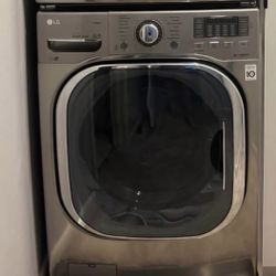 LG TRUE STEAM WASHER AND DRYER SET 