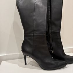 Calvin Klein Boots 8.5