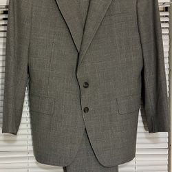 Vintage SAXONY HALL Men’s 2 Piece Suit 40” Gray Weil’s Clothing Store Iowa