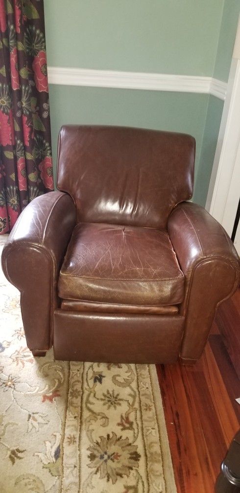 Potterbarn Manhatten Club Chair, Brown