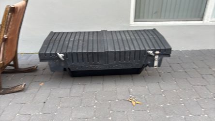 Caja plastica para guardar herramientas para Pick-UP