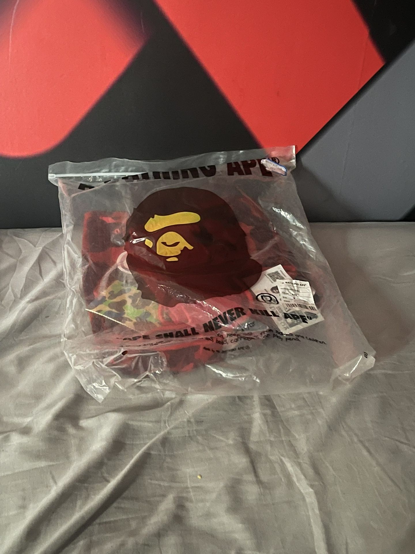 Red Bape Shorts Medium