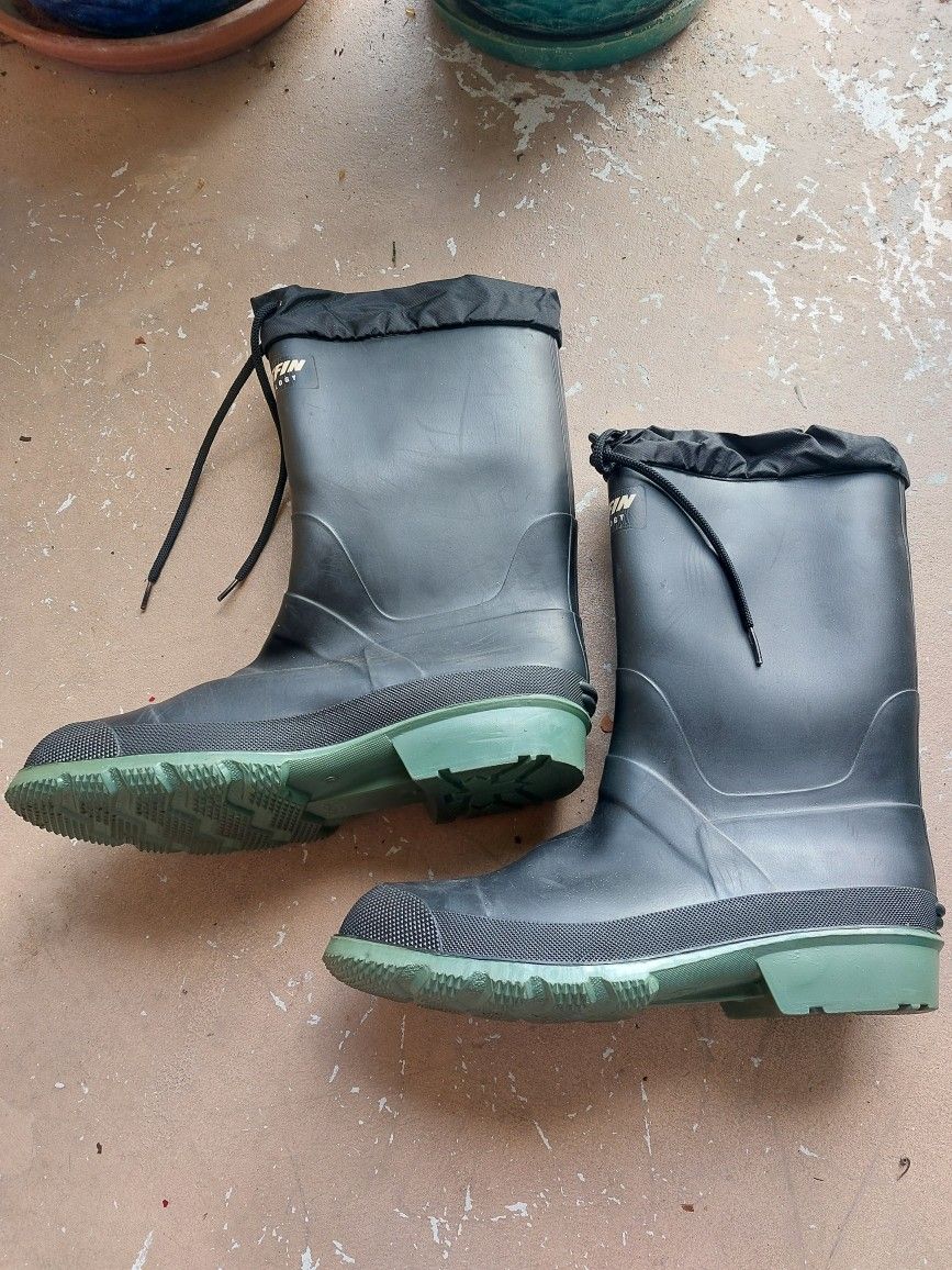 Insulated Protective Rubber Boots  10 US