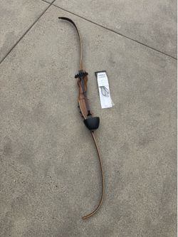 Hunter 60” Recurve Bow RH 60lb – Sight, Quiver & Extra String