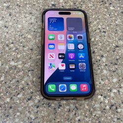iPhone 15 