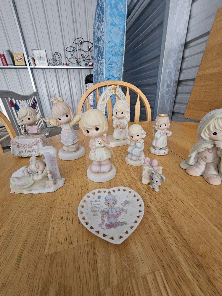 Precious Moments Lot