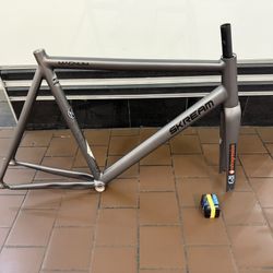 Skream Magnum (59cm)