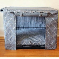NEW DOG CRATE COVER FOR MEDIUM OR SMALLER CRATE. PLEASE READ DESCRIPTION