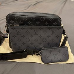Authentic Louis Vuitton Trio Messenger Bag