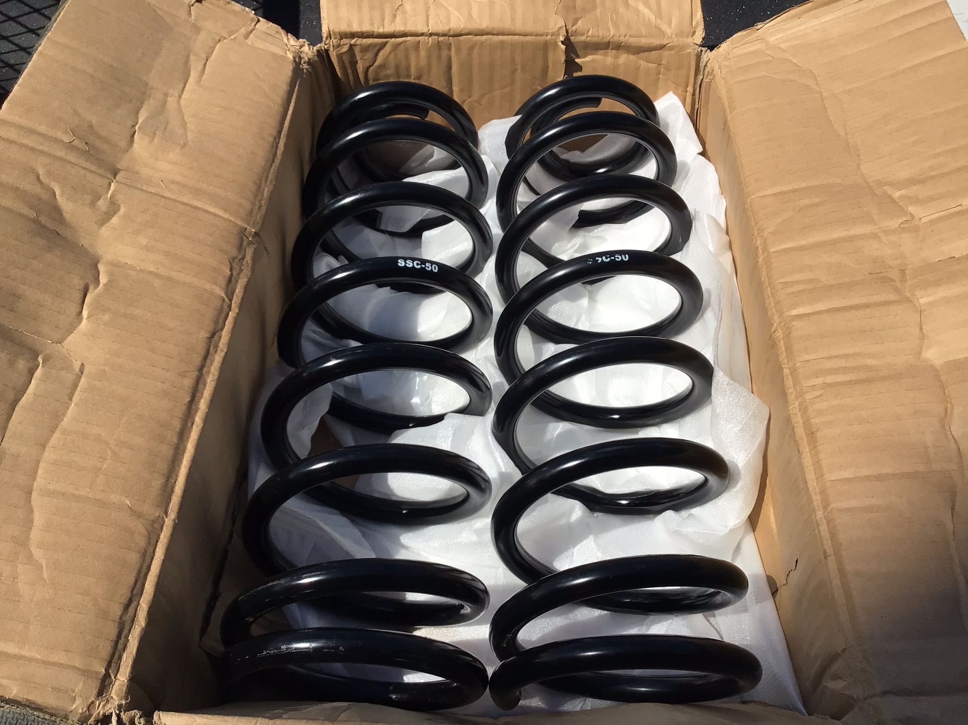Supersprings SSC-50 Dodge RAM 1500 Rear Coil Springs Suspension Towing Camper Trailer