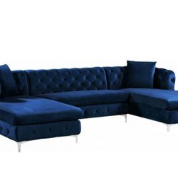 Gail Navy Velvet 3pc. Sectional

