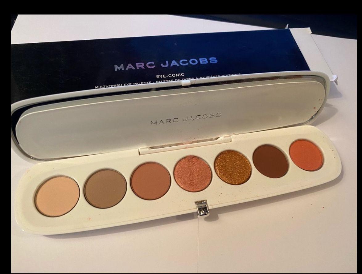 Marc Jacobs Fantascene eyeshadow palette