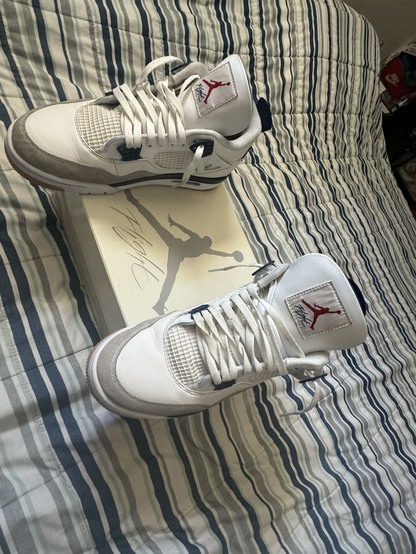 Jordan 4