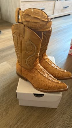 Boys Boots And Belt Size 9 1/2