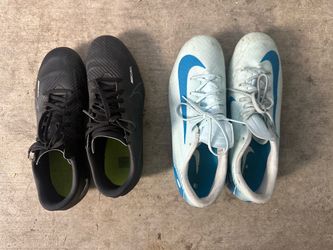 Nike cleats Black size 5 and blue size 7 $20 each get 2 for $30