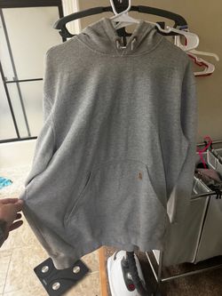 🧥 Carhartt Sweatshirts & Hoodies – 4 Available