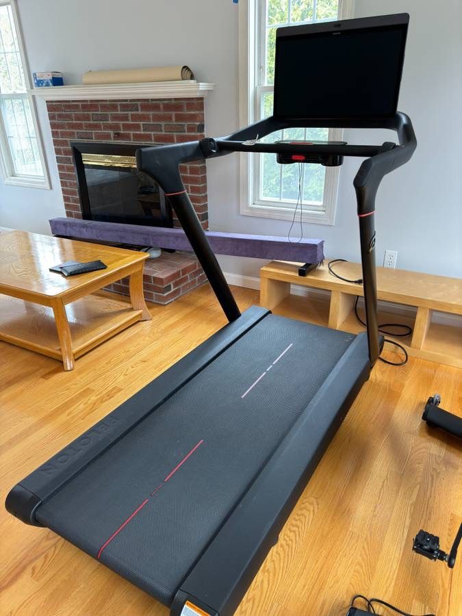Peloton Tread + Delivery + Warranty + 1000 Happy Customers