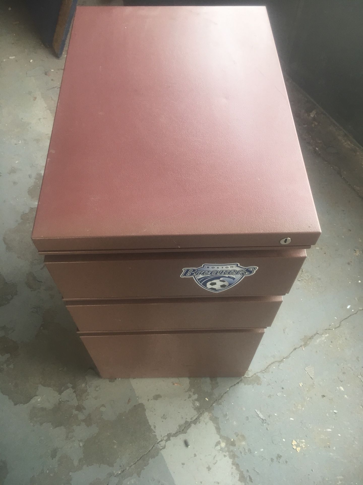 Office files cabinet
