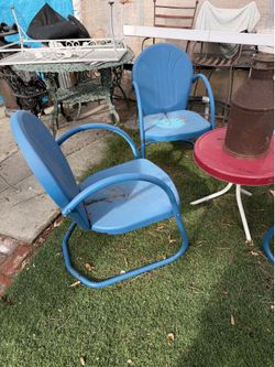 Vintage patio set