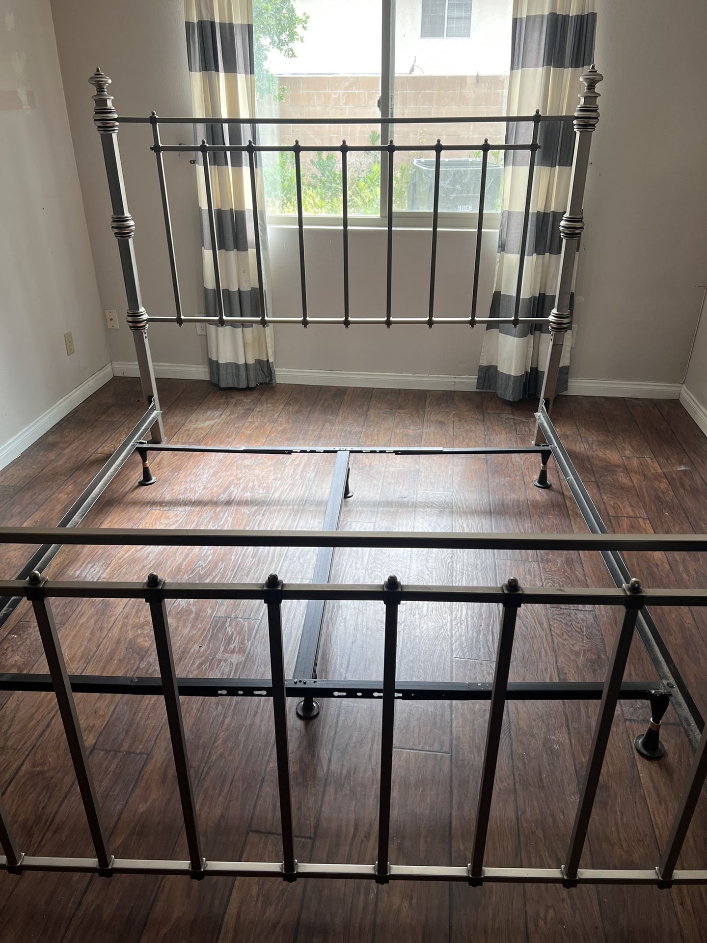 California king Bed frame For Sale