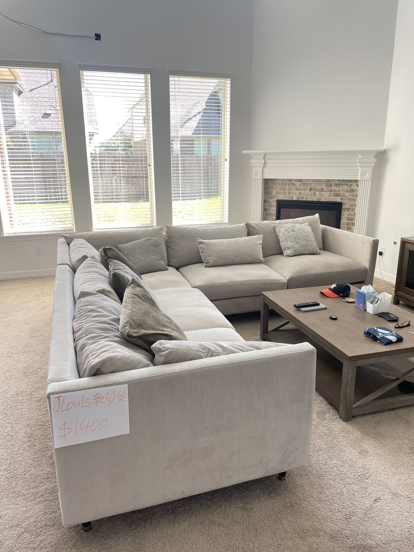 Jonathan Louis Pia LAF sectional Sofa for Sale in Pearland, TX OfferUp